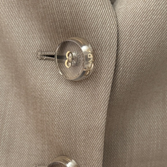 Escada Women's Beige Blazer - Picture 2 of 9